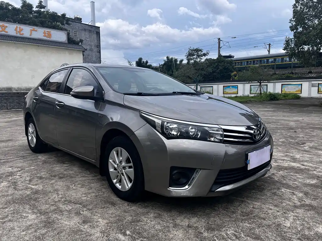 Toyota Corolla 2015