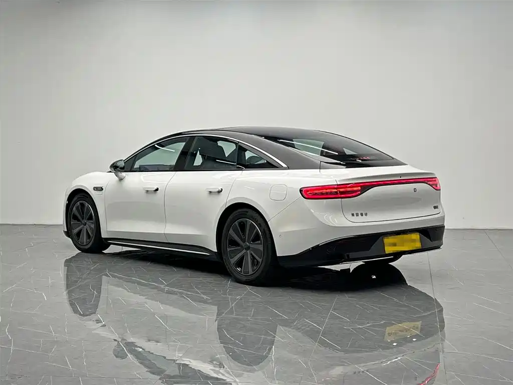 Luxeed Zhijie S7 2024
