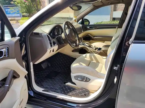 Porsche Cayenne 2013