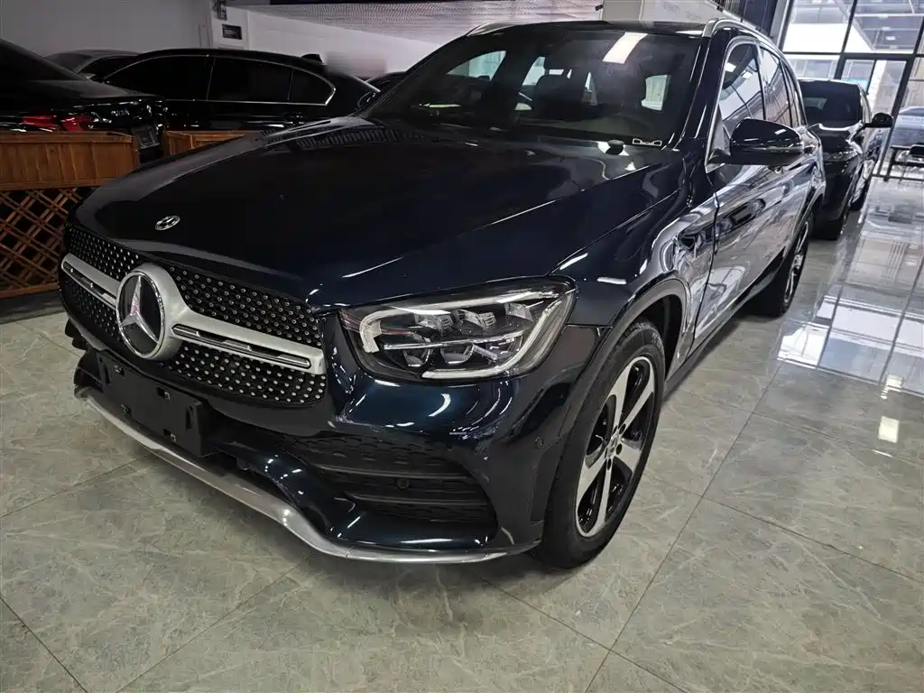 Mercedes-Benz GLC 2022 — фото 1