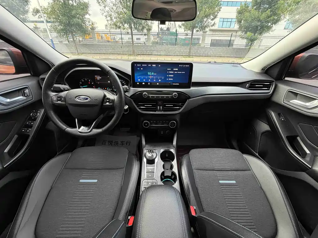 Ford Focus Active 2020 — фото 5