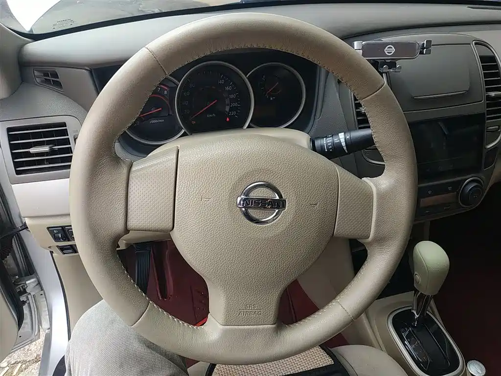 Nissan Sylphy 2018 — фото 7