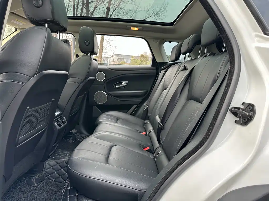 Land Rover Evoque 2017 — фото 10