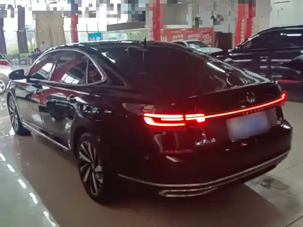 Volkswagen Passat 2023