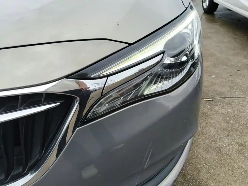 Buick Excelle 2018 — фото 24
