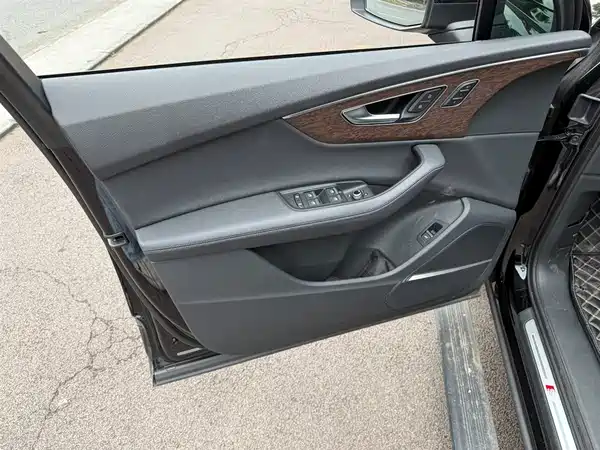 Audi Q7 2024