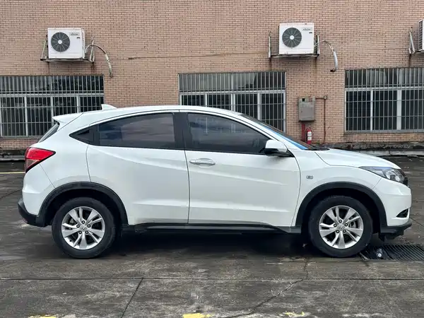 Honda Vezel 2017