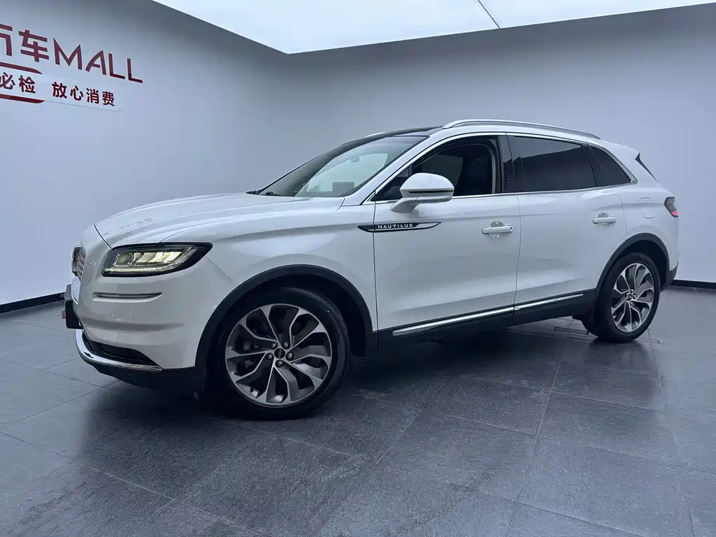 Lincoln Nautilus 2022
