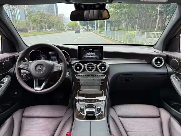 Mercedes-Benz GLC 2018