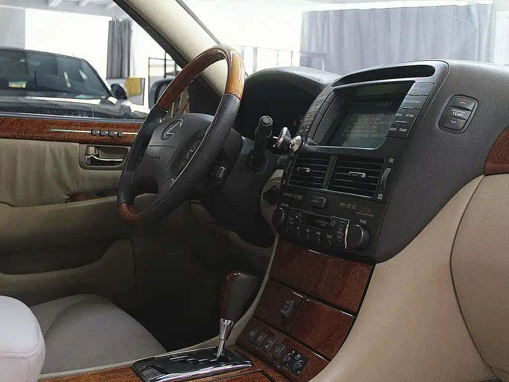 Lexus LS 2005 — фото 13