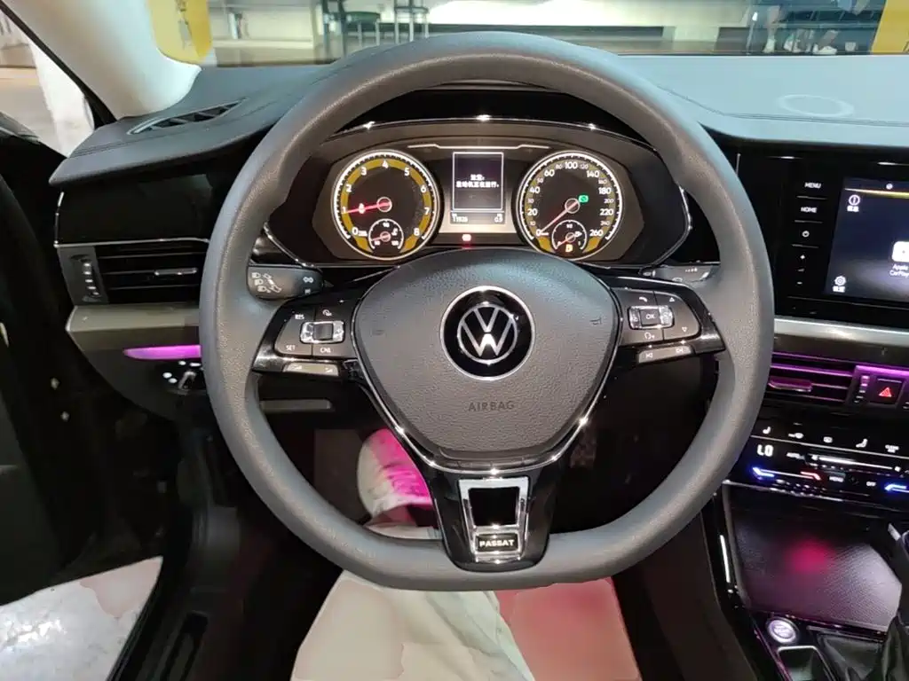 Volkswagen Passat 2021 — фото 11