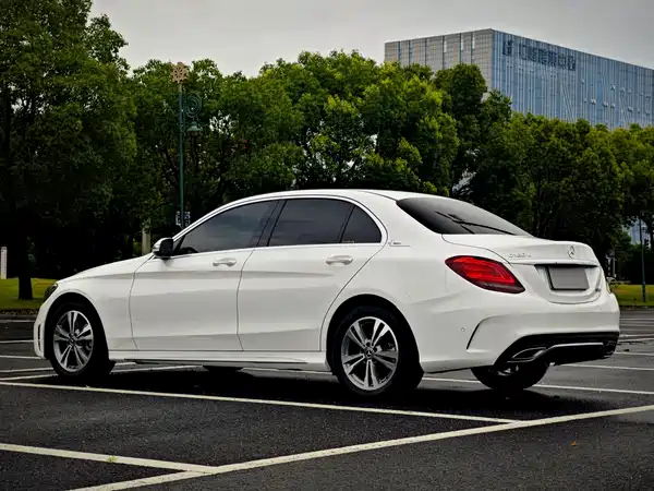 Mercedes-Benz C-Class 2019