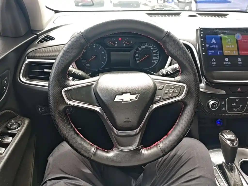 Chevrolet Equinox 2018 — фото 11
