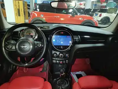 MINI MINI 2018