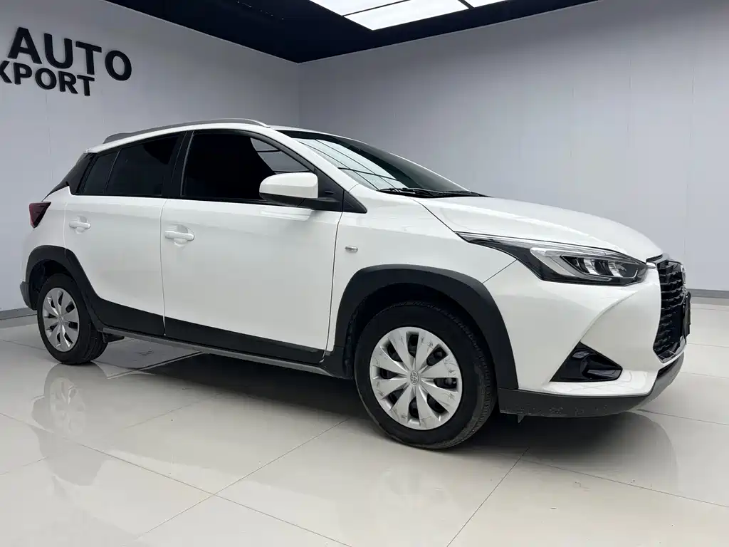 Toyota Yaris L 2021 — фото 3