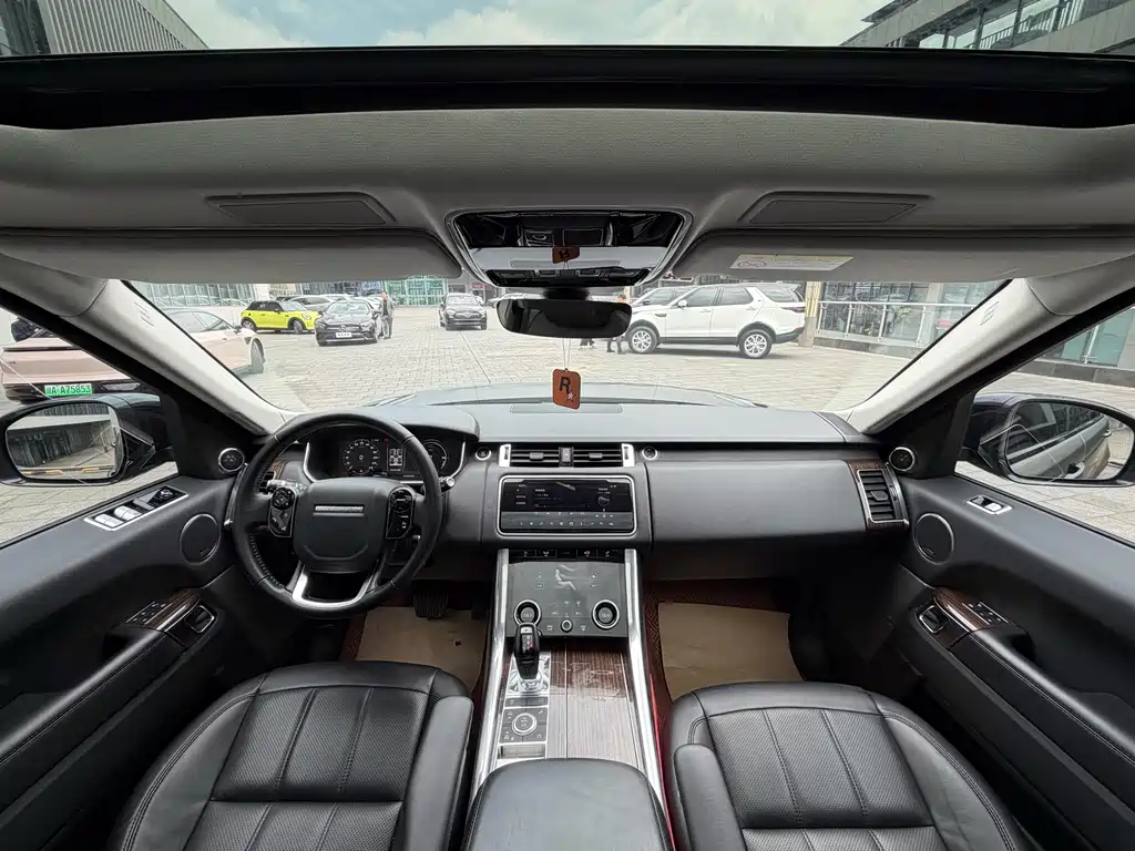 Land Rover Sport PHEV 2019 — фото 14