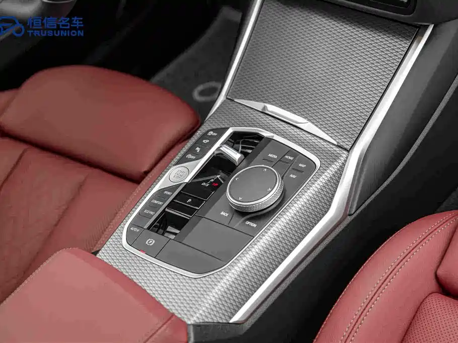 BMW 3 Series 2025 — фото 19