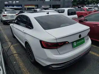 Volkswagen Sagitar 2024