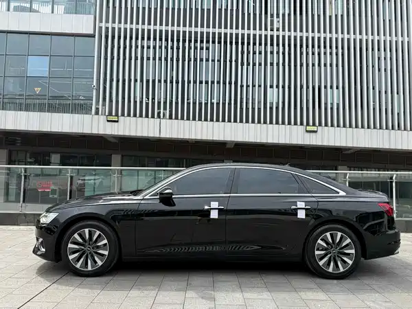 Audi A6L 2023