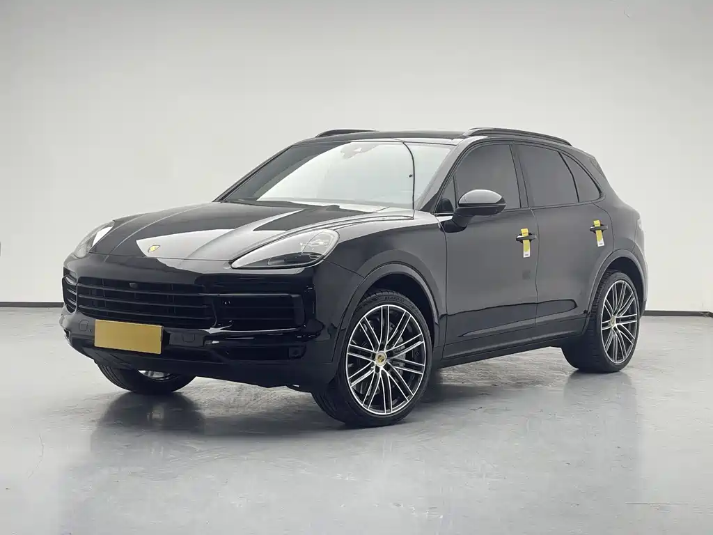 Porsche Cayenne 2019 — фото 1