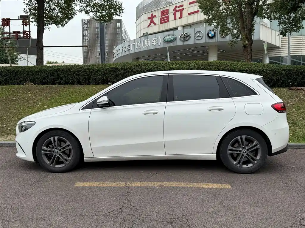 Mercedes-Benz B-Class 2020 — фото 3