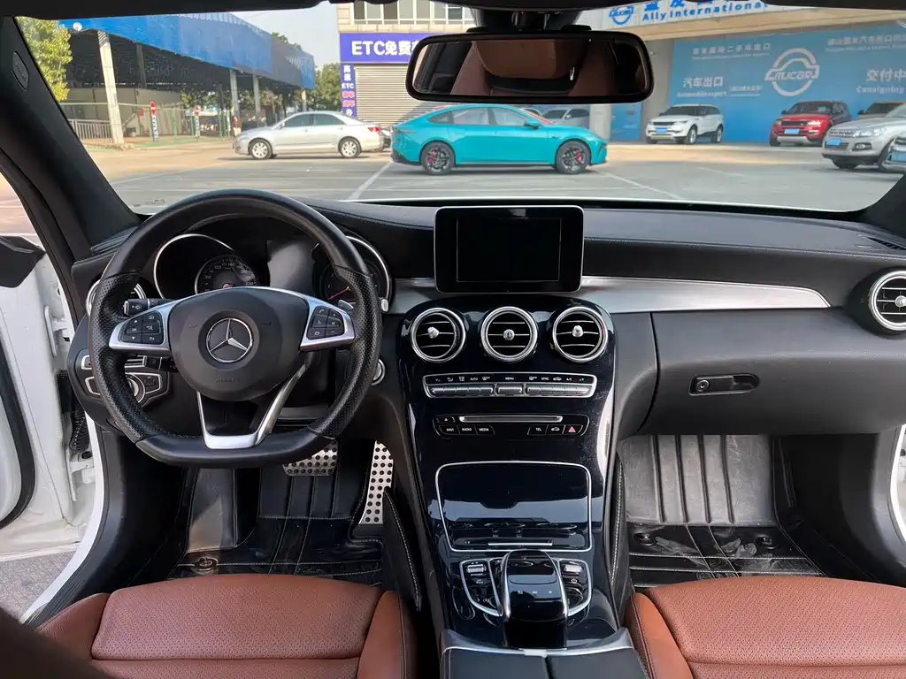 Mercedes-Benz C-Class 2017 — фото 19