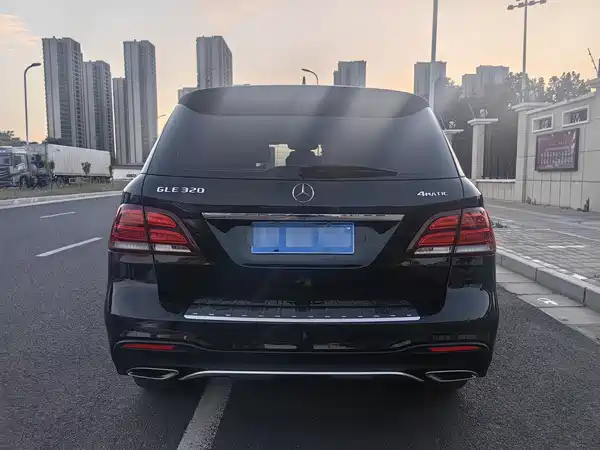 Mercedes-Benz GLE 2018