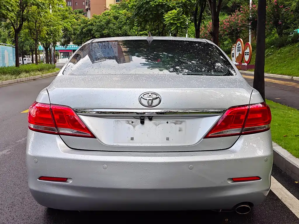 Toyota Camry 2013 — фото 15