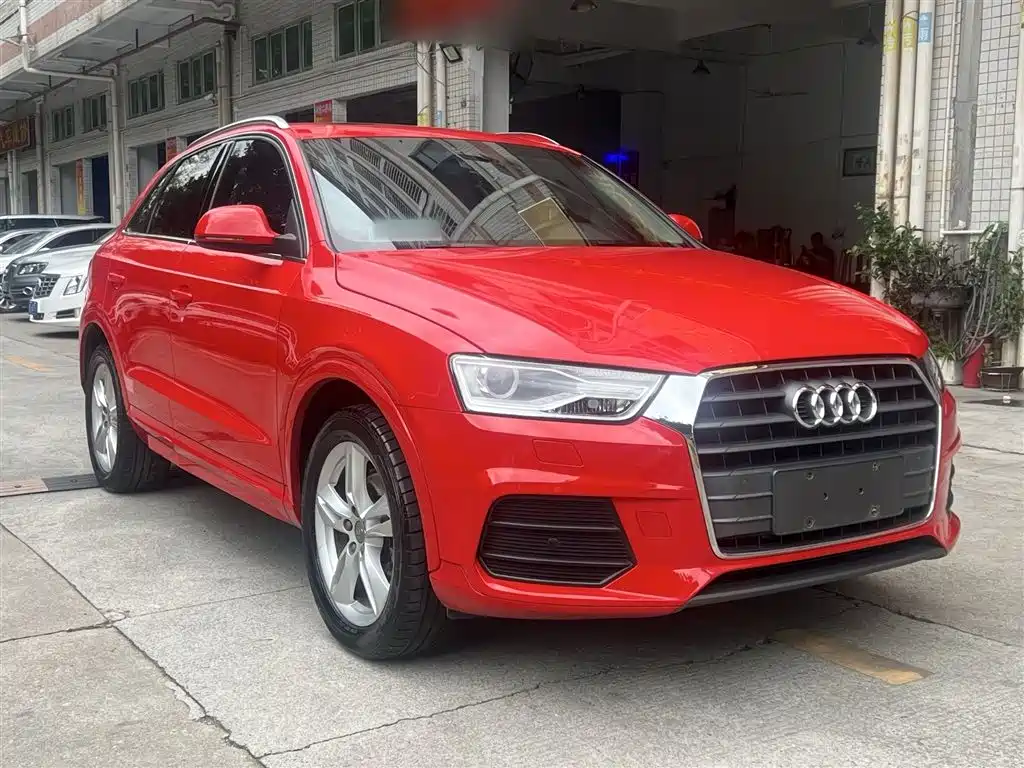 Audi Q3 2017 — фото 23