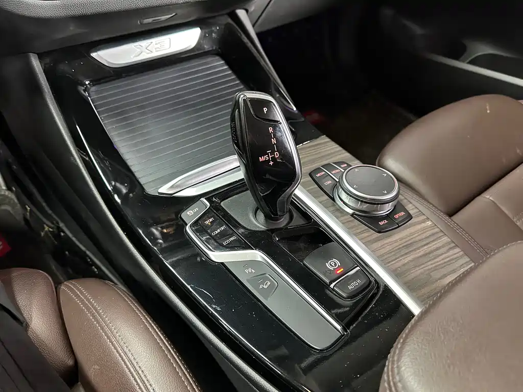 BMW X3 2019 — фото 16