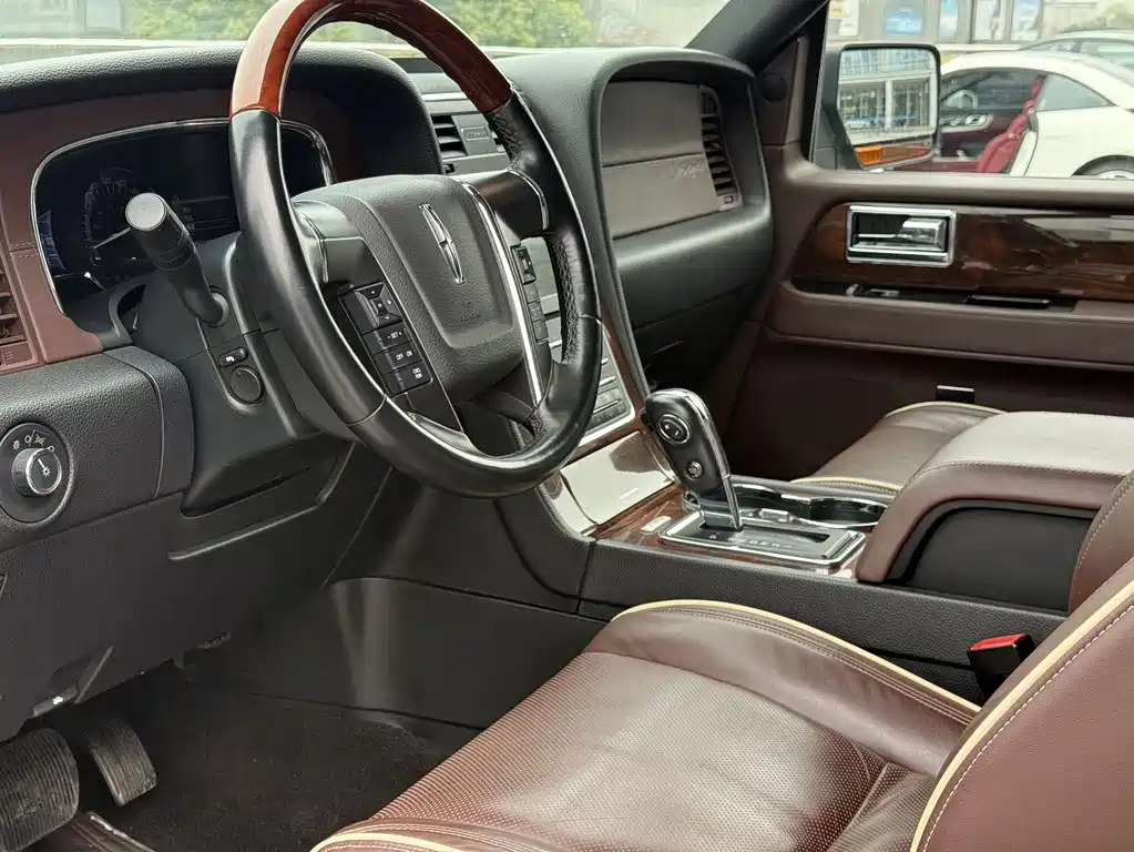 Lincoln Navigator 2017 — фото 4