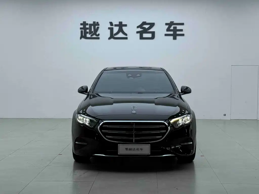 Mercedes-Benz E-Class 2025