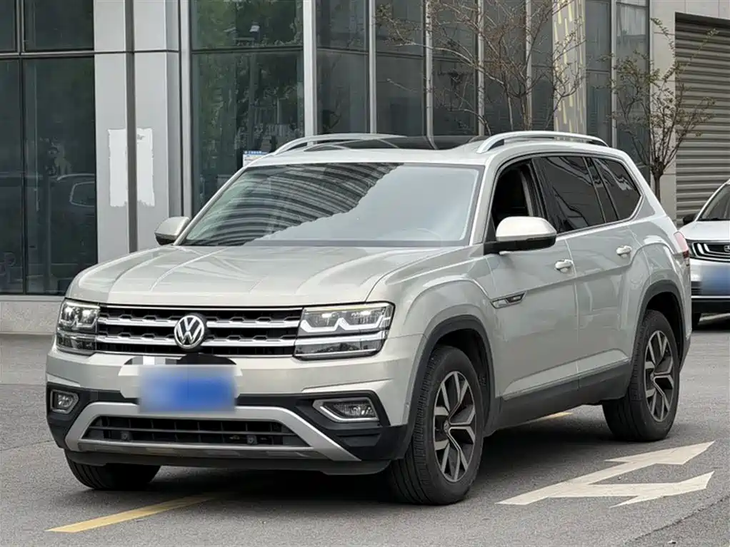 Volkswagen Teramont 2017 — фото 1