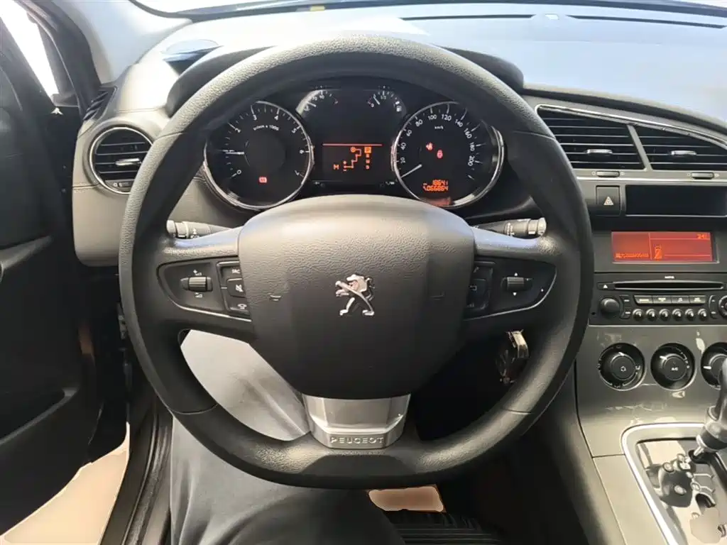 Peugeot 3008 2017 — фото 11