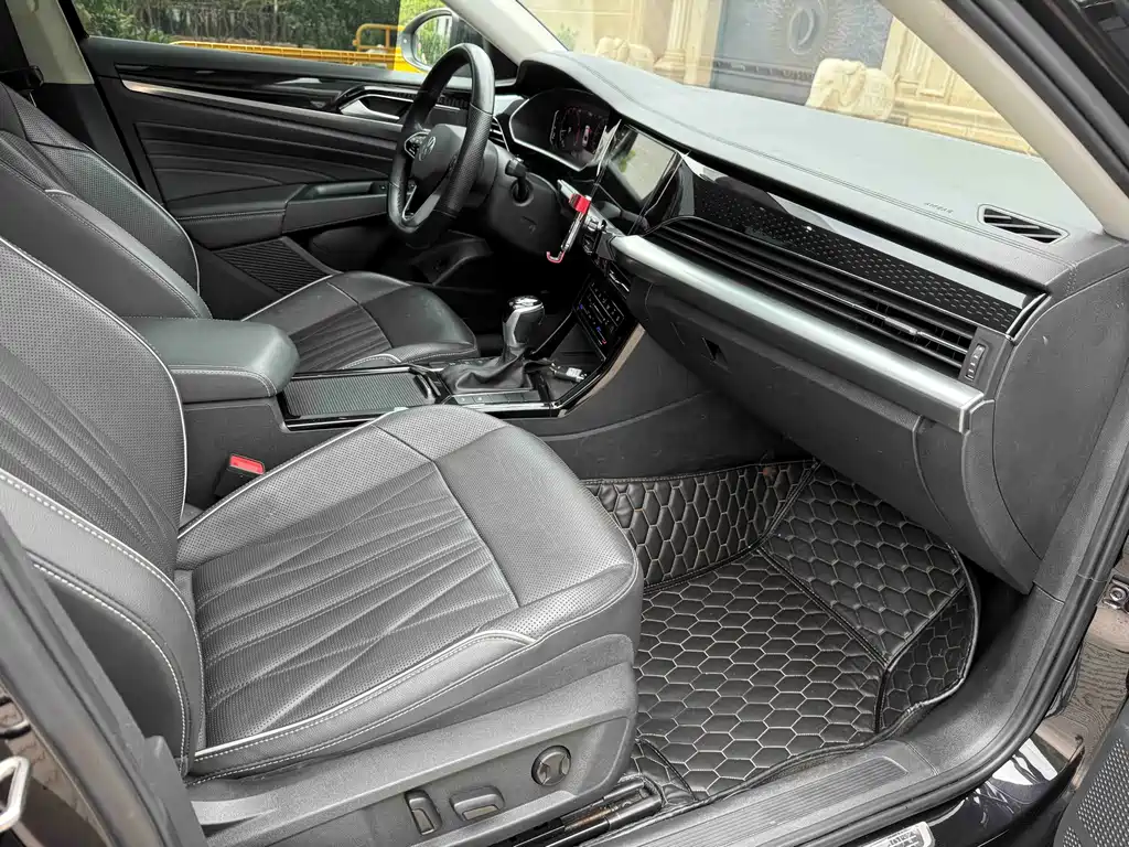 Volkswagen Passat 2022