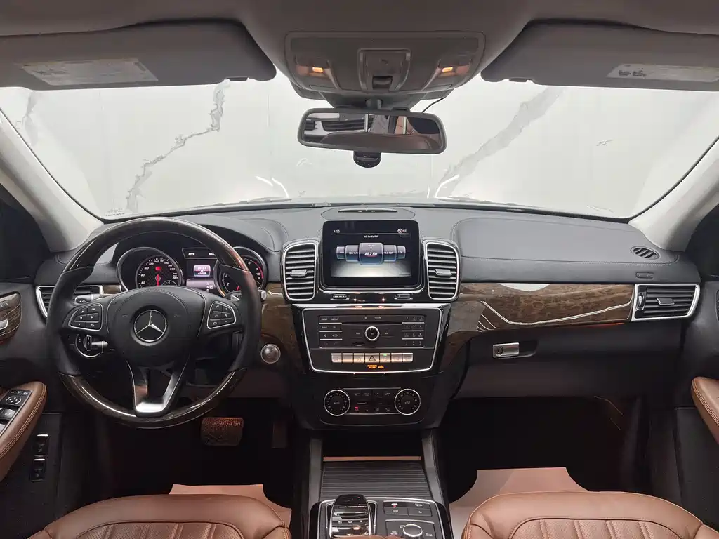 Mercedes-Benz GLS 2016 — фото 17