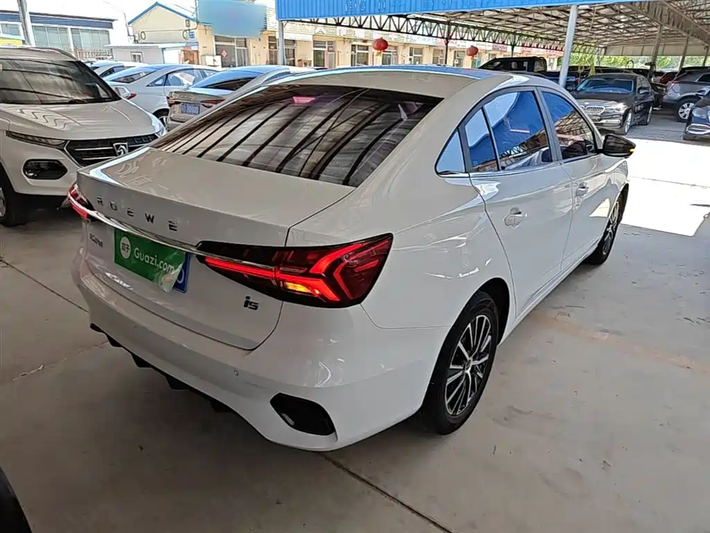 Roewe i5 2022