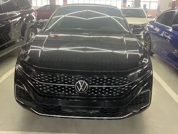 Volkswagen Passat 2022