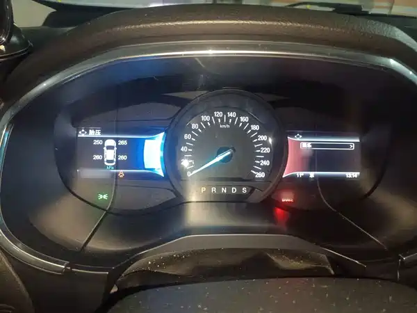 Ford Edge 2015