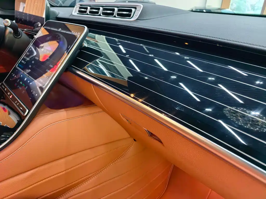 Mercedes-Benz S-Class 2024 — фото 16