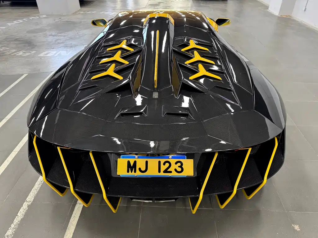 Lamborghini Aventador 2014 — фото 17