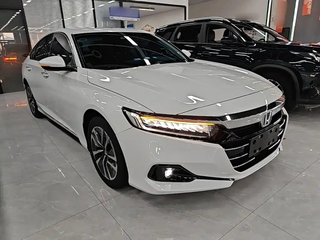 Honda Accord 2022 — фото 4