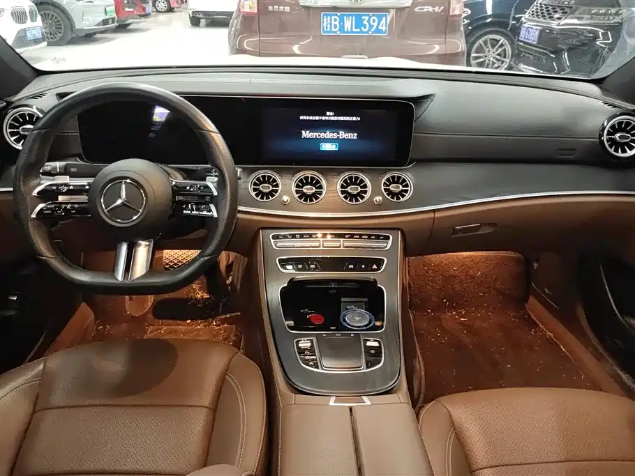 Mercedes-Benz E-Class 2021 — фото 12