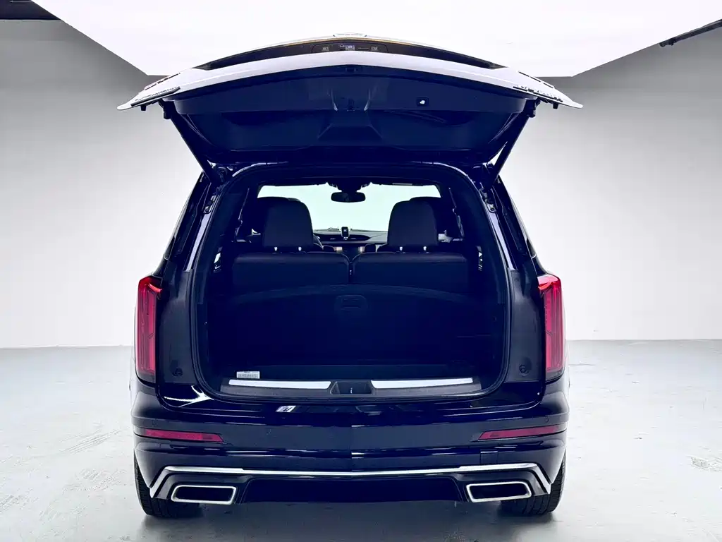 Cadillac XT6 2021 — фото 19