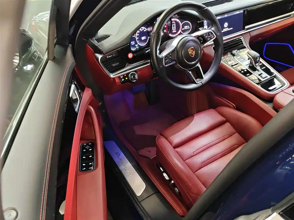 Porsche Panamera 2019 — фото 12