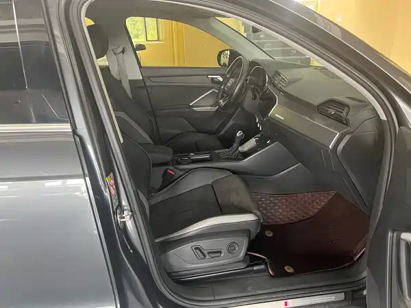 Audi Q3 2023