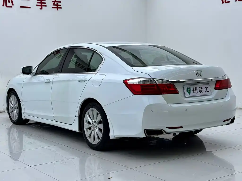 Honda Accord 2016 — фото 6