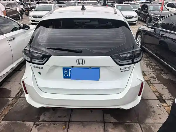 Honda LIFE 2022