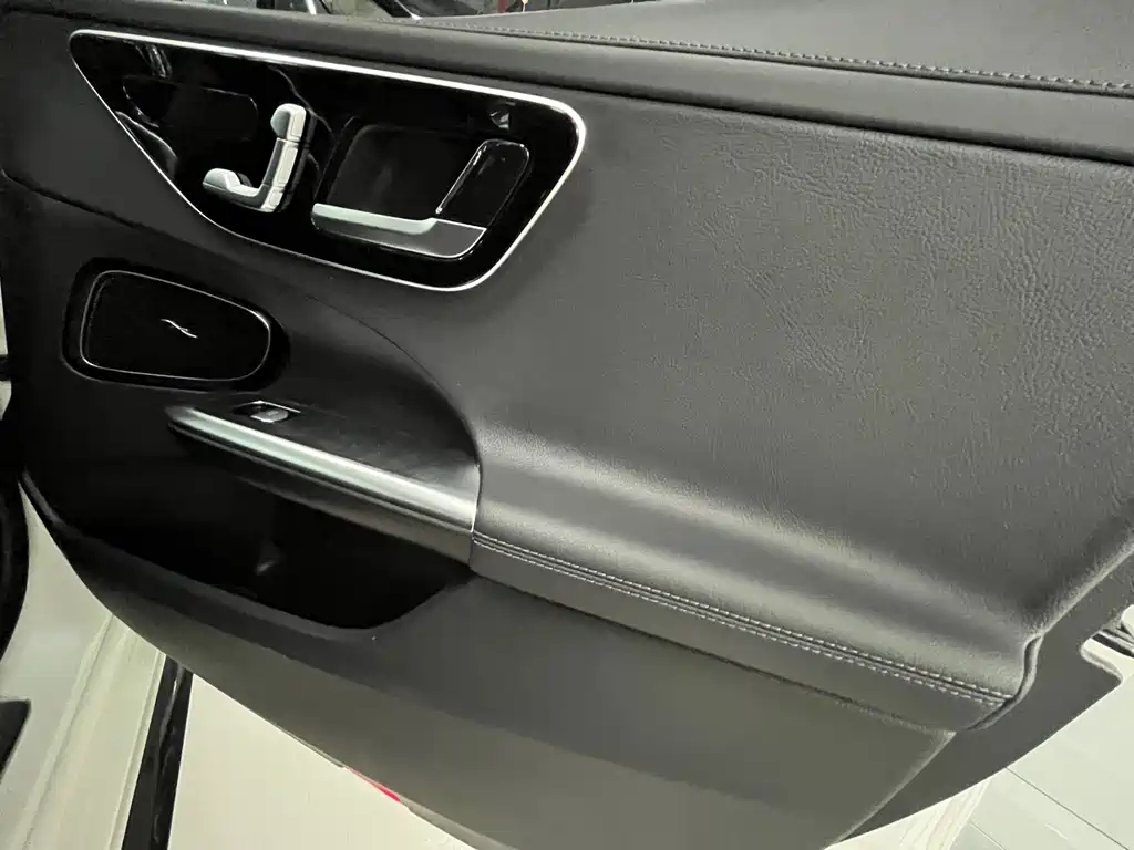 Mercedes-Benz C-Class 2022 — фото 13