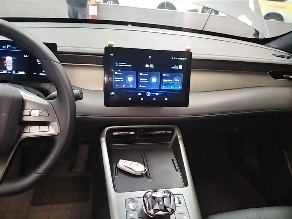 BYD Qin PLUS 2025 — фото 13